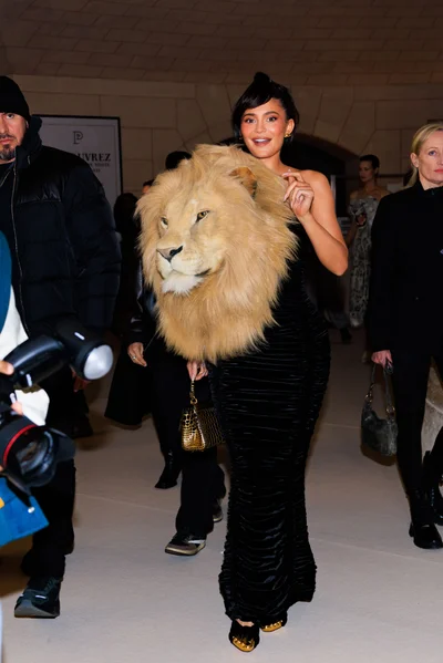 Look 12